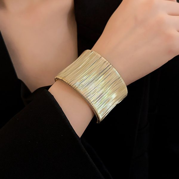 arm cuff bracelet